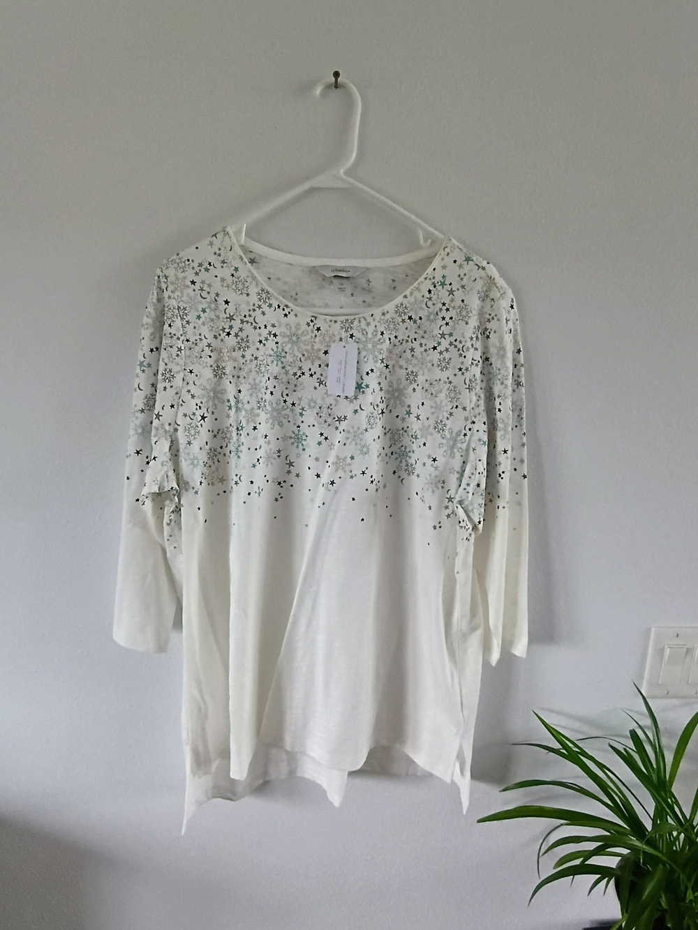 CJ Banks 1X White Snowflake Holiday Christmas 100% Cotton 3/4 Sleeve Top NWT